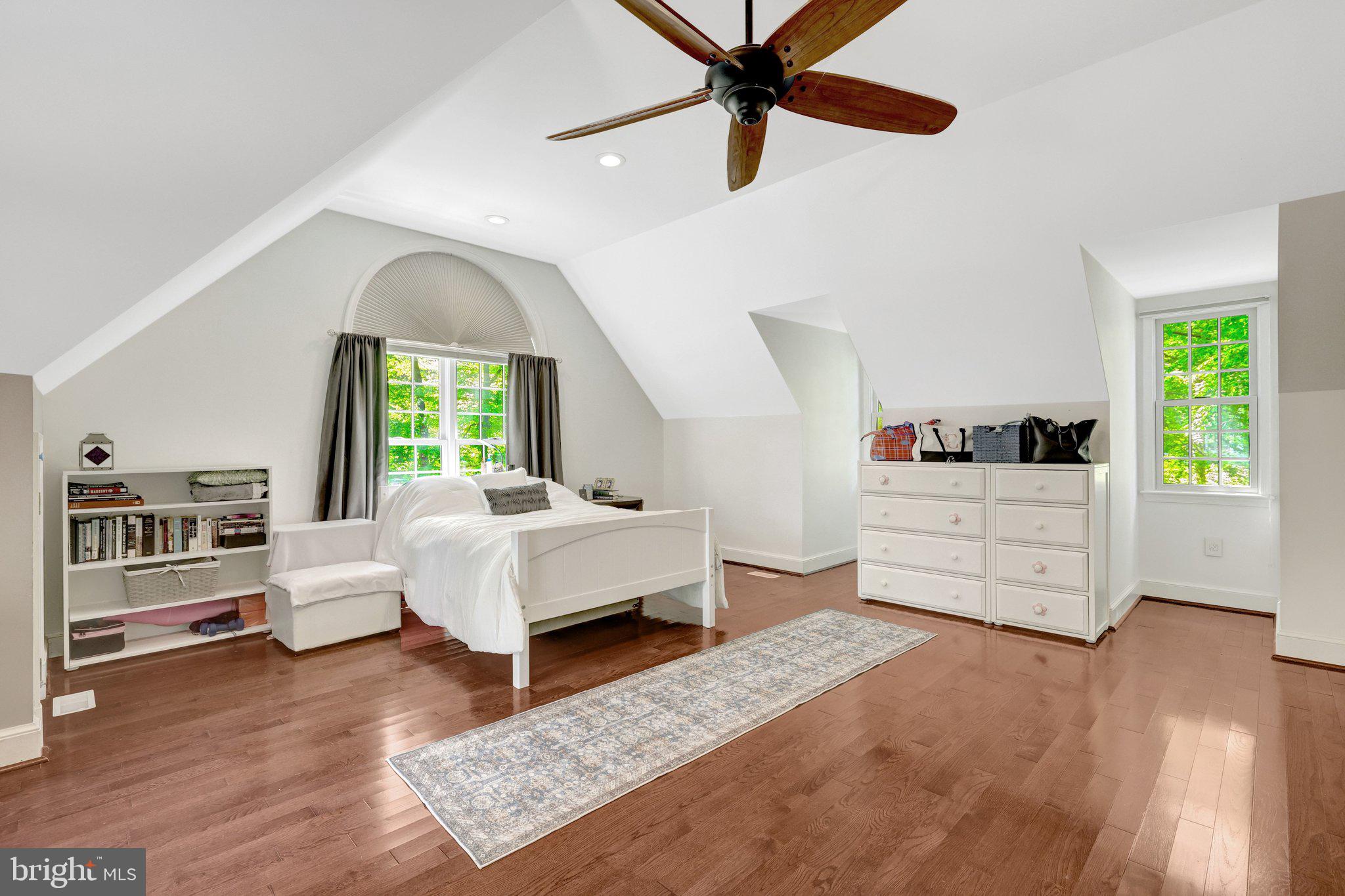 105 Interpromontory Road Great Falls, VA 22066 - Photo 24 of 76