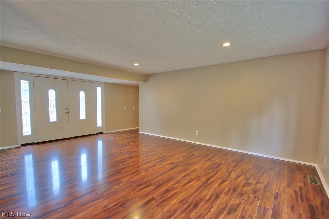 15249 High Point Road Strongsville, OH 44136 - Photo 12 of 31 Gallery Image 12