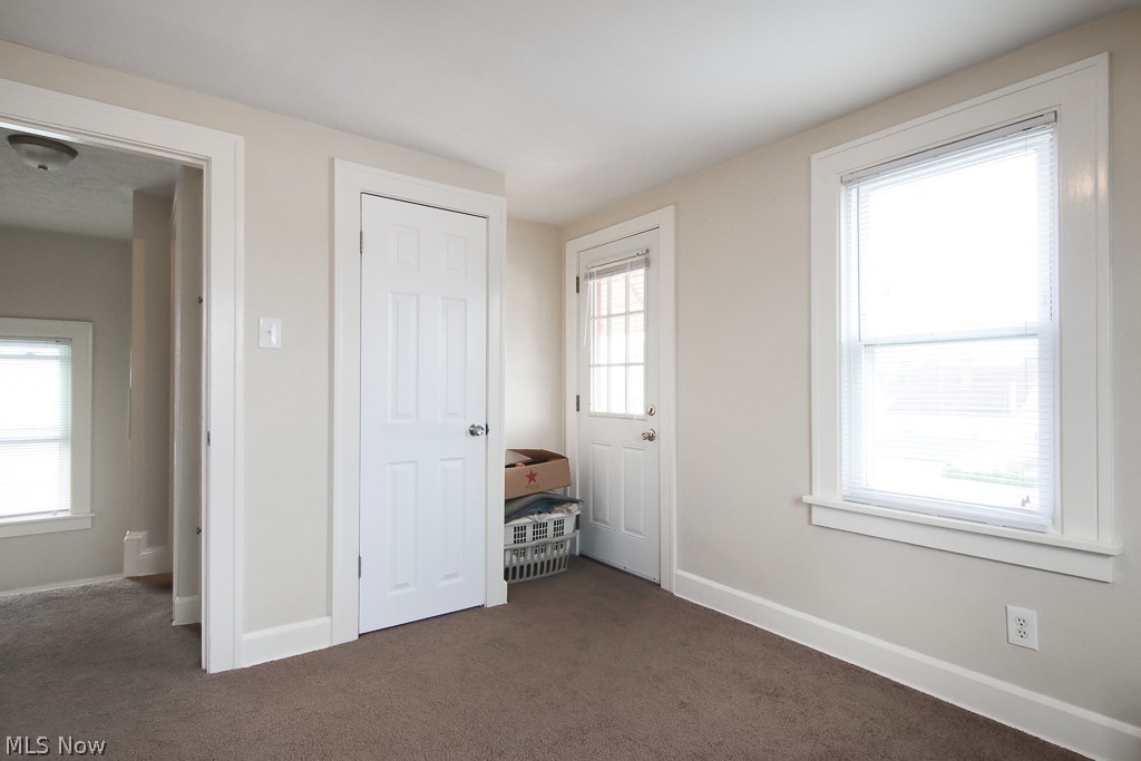 6311 Snow Road Cleveland, OH 44129 - Photo 19 of 30
