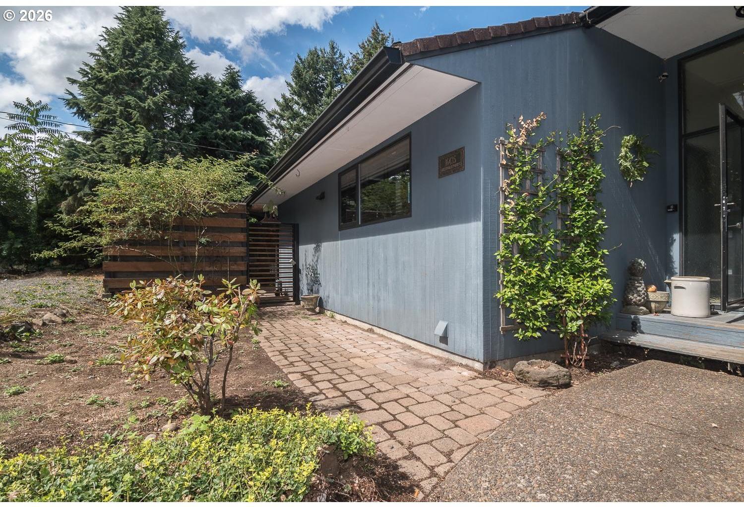 16435 Northeast Multnomah Street Portland, OR 97230 - Photo 5 of 35 Gallery Image 5