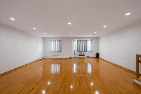 $899,000 | 1121 East 72nd Street, Unit 15 | Georgetown