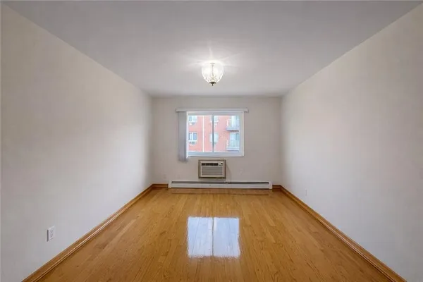 $899,000 | 1121 East 72nd Street, Unit 15 | Georgetown
