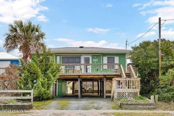 $698,500 | 1011 South Anderson Boulevard, Unit TOPSAIL BEACH, Topsail Beach, NC 28445
