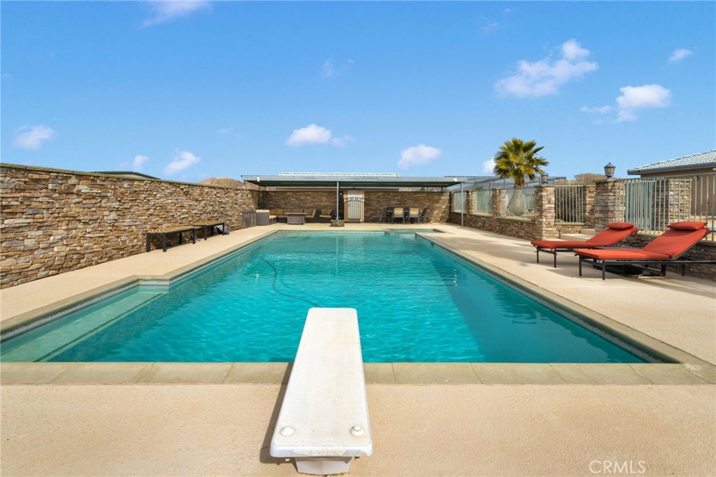 13724 Yuma Road Apple Valley, CA 92307 - Photo 63 of 75