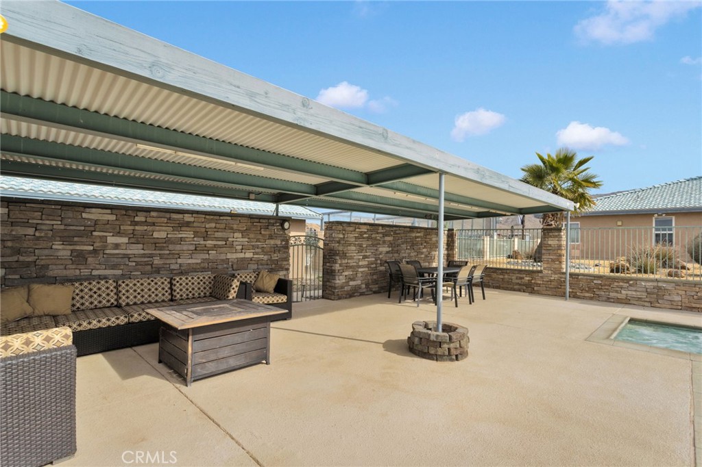 13724 Yuma Road Apple Valley, CA 92307 - Photo 66 of 75
