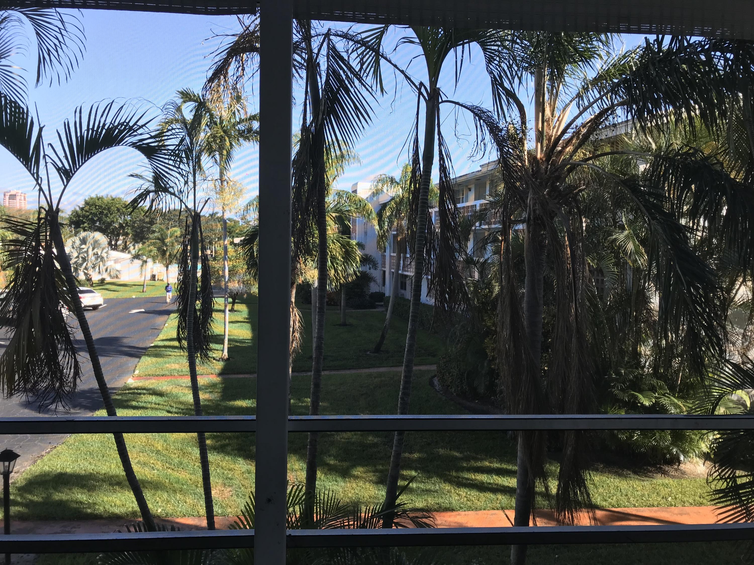 10 Southeast 13th Street, Unit B4 Boca Raton, FL 33432 - Photo 6 of 19 VIEW