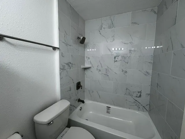 $199,900 | 16310 Meadowbrook Farm Road, Houston, TX 77082