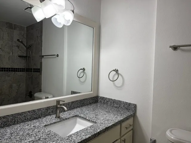 $199,900 | 16310 Meadowbrook Farm Road, Houston, TX 77082