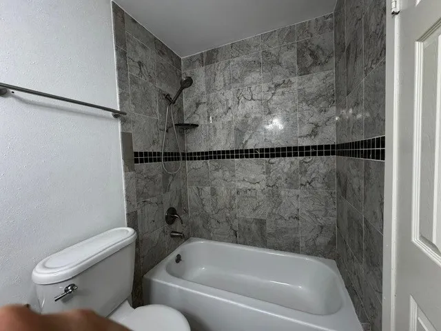 $199,900 | 16310 Meadowbrook Farm Road, Houston, TX 77082