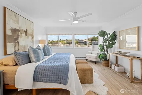 $1,000,000 | 515 Lake Street South, Unit 205, Kirkland, WA 98033