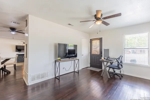 $1,475 | 7802 Rimfire Drive, San Antonio, TX 78227