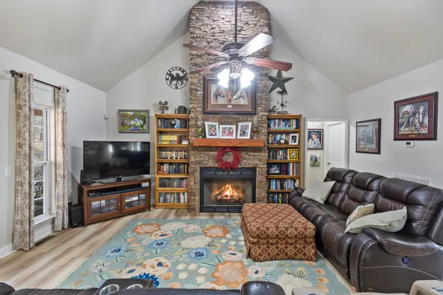 $620,000 | 940 Van Davis Road, Georgetown, TN 37336