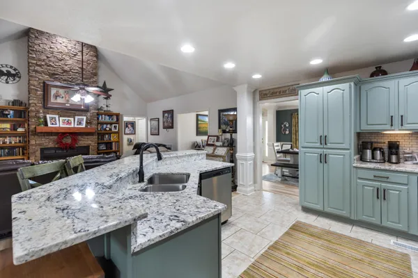 $610,000 | 940 Van Davis Road, Georgetown, TN 37336
