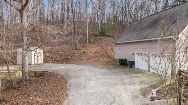 $610,000 | 940 Van Davis Road, Georgetown, TN 37336
