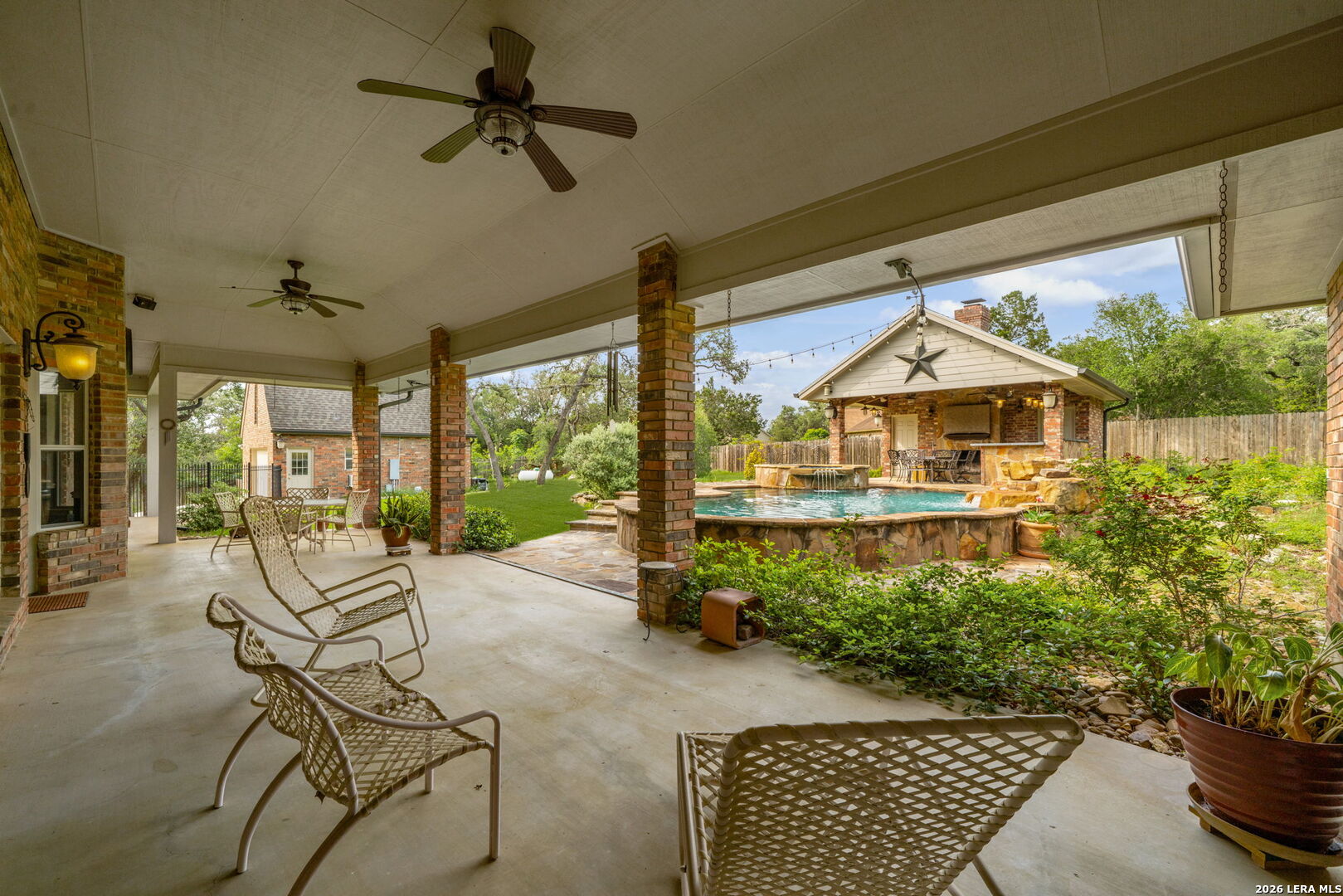 8639 Raintree Woods Drive Fair Oaks Ranch, TX 78015 - Photo 33 of 55