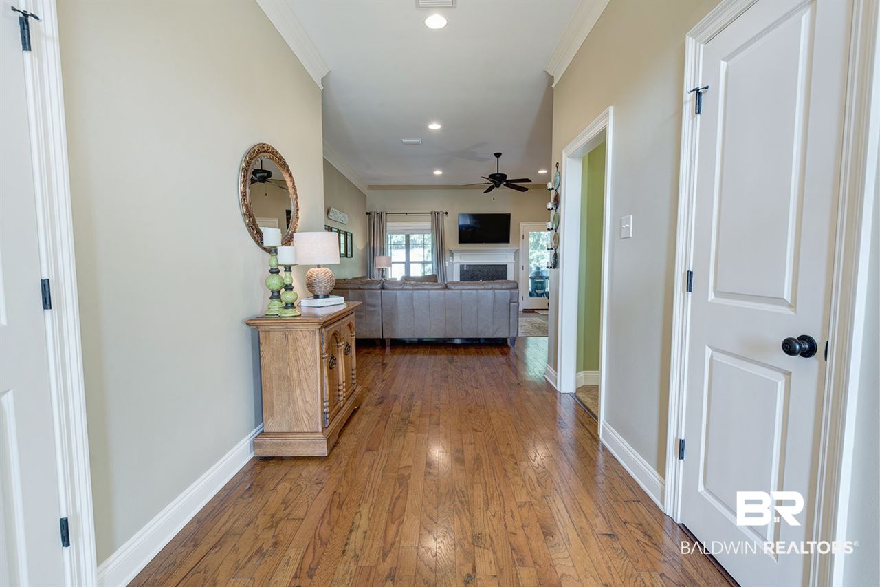 325 J J Michael Street Fairhope, AL 36532 - Photo 3 of 25 Huge Entry