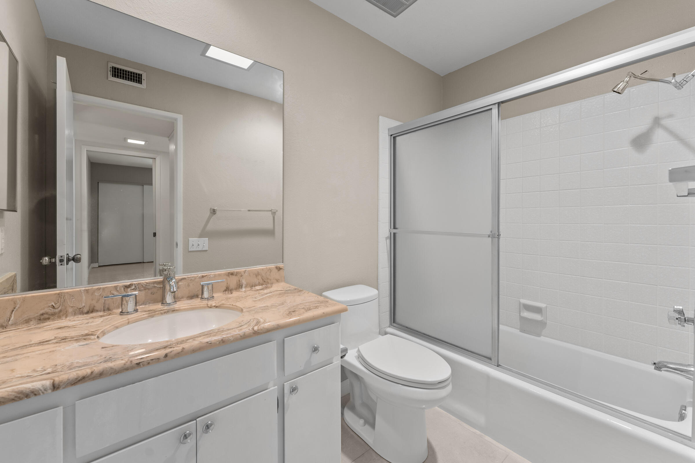 1111 East Ramon Road, Unit 75 Palm Springs, CA 92264 - Photo 26 of 35 Bath two