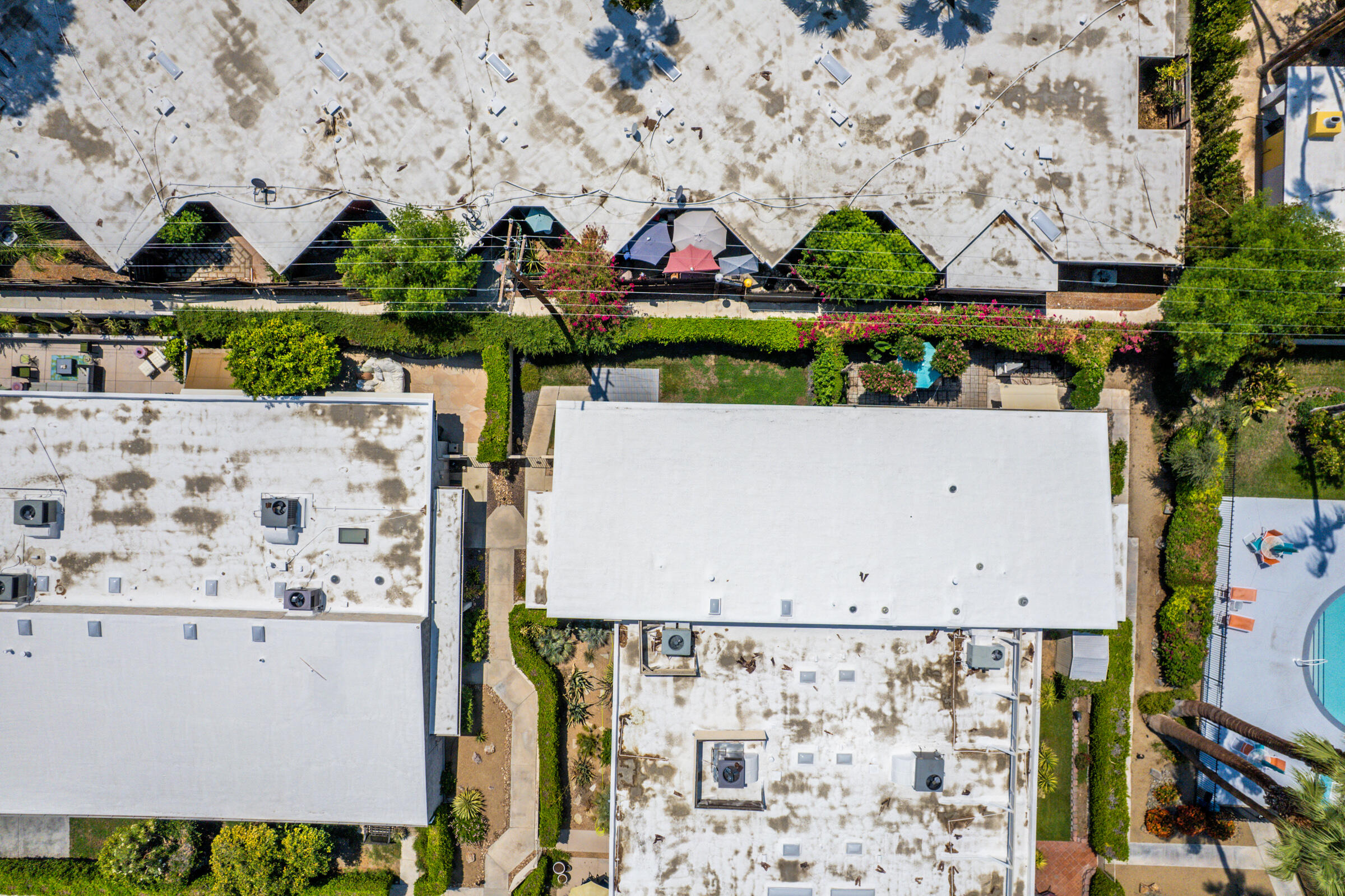 1111 East Ramon Road, Unit 75 Palm Springs, CA 92264 - Photo 35 of 35 Aerial Shot Of Unit llok For Green Grass