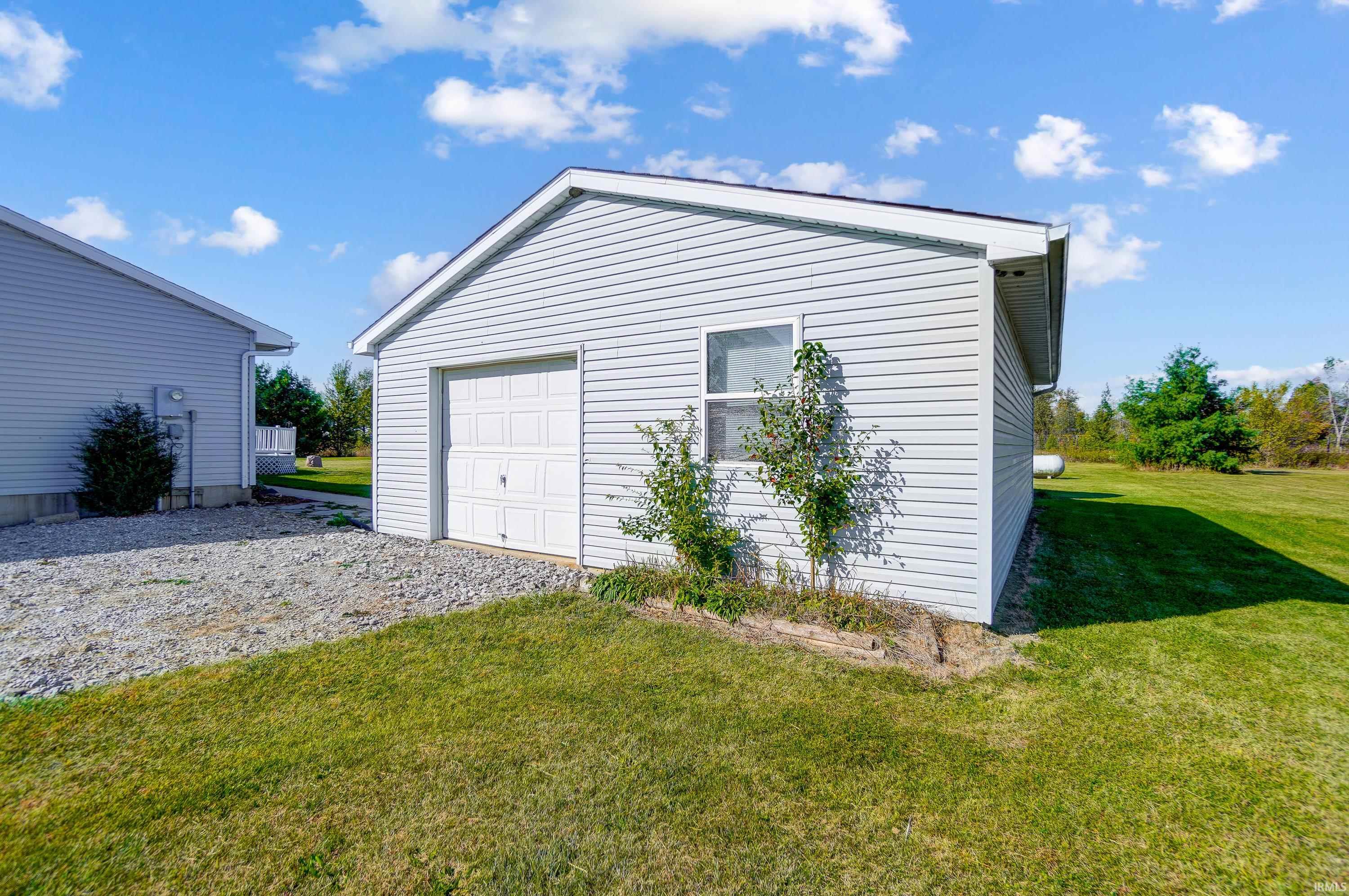 5604 Hamilton Road Yoder, IN 46798 - Photo 33 of 35