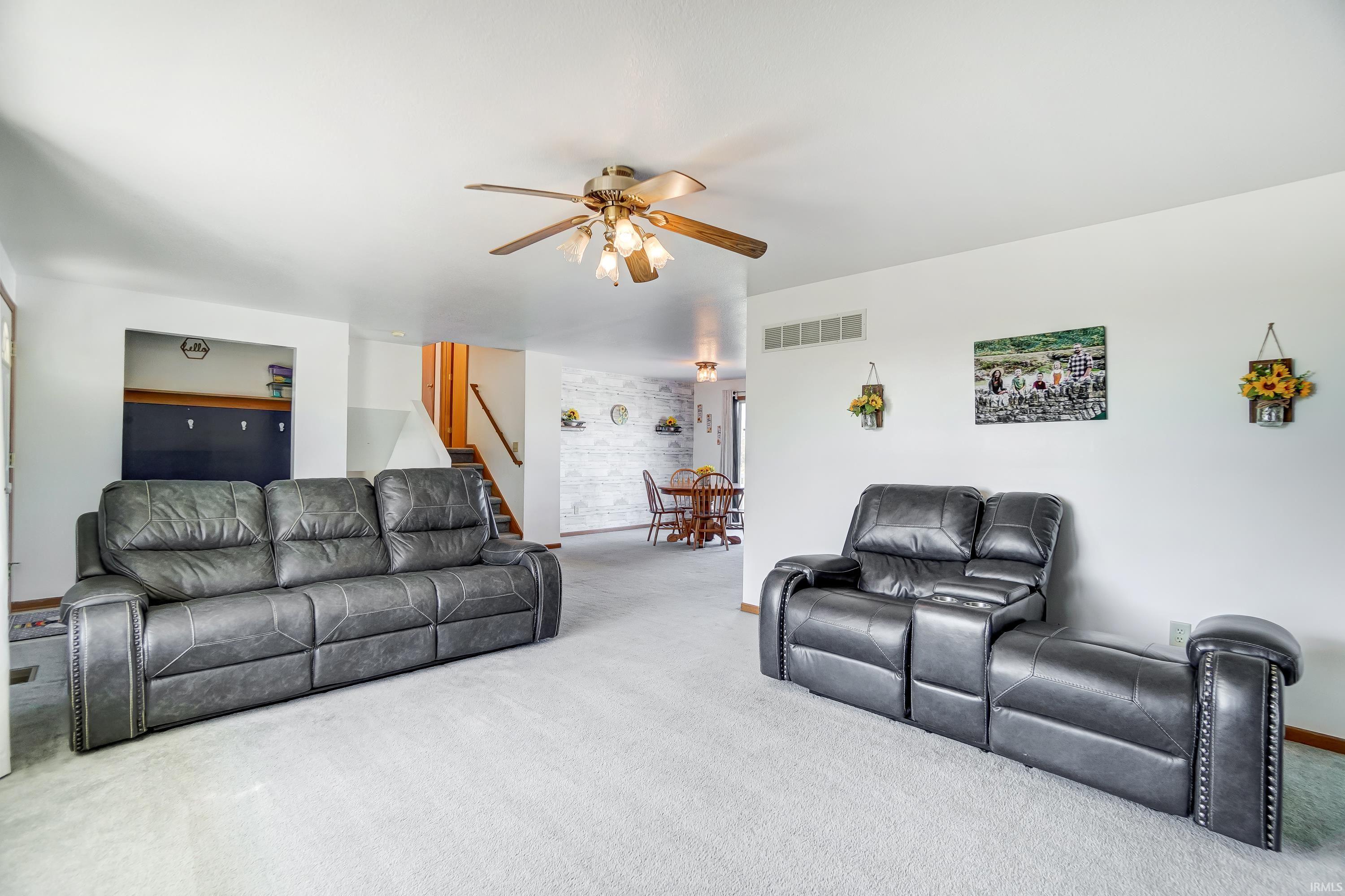 5604 Hamilton Road Yoder, IN 46798 - Photo 8 of 35