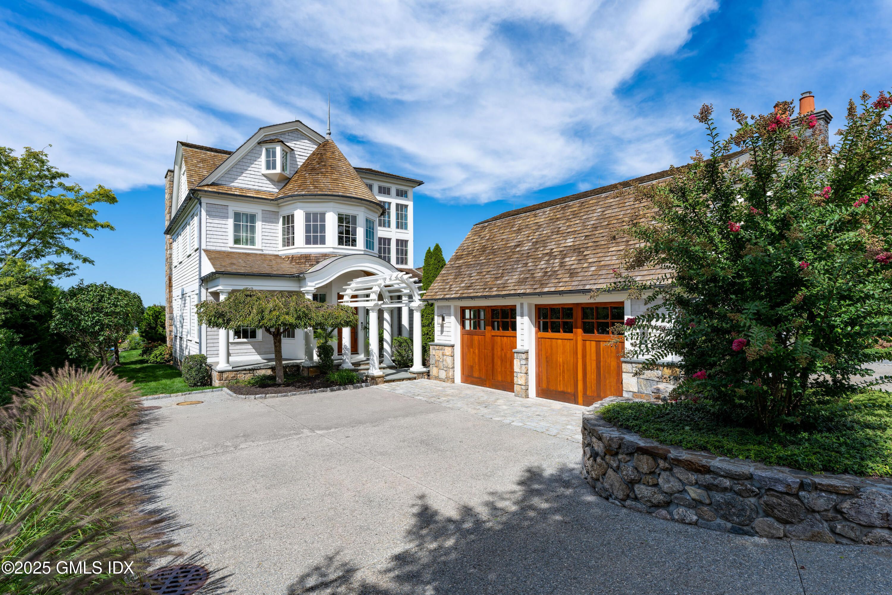 183 Shore Road Old Greenwich, CT 06870 - Photo 3 of 56 183 Shore Rd INT 89 - PRINT