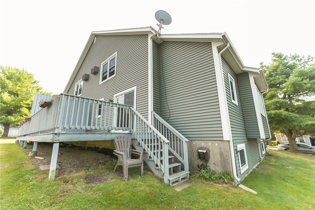 73 Quannacut Road, Unit B Westerly, RI 02891 - Photo 3 of 19