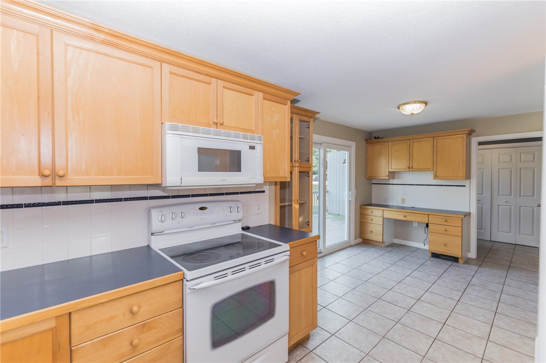 73 Quannacut Road, Unit B Westerly, RI 02891 - Photo 7 of 19