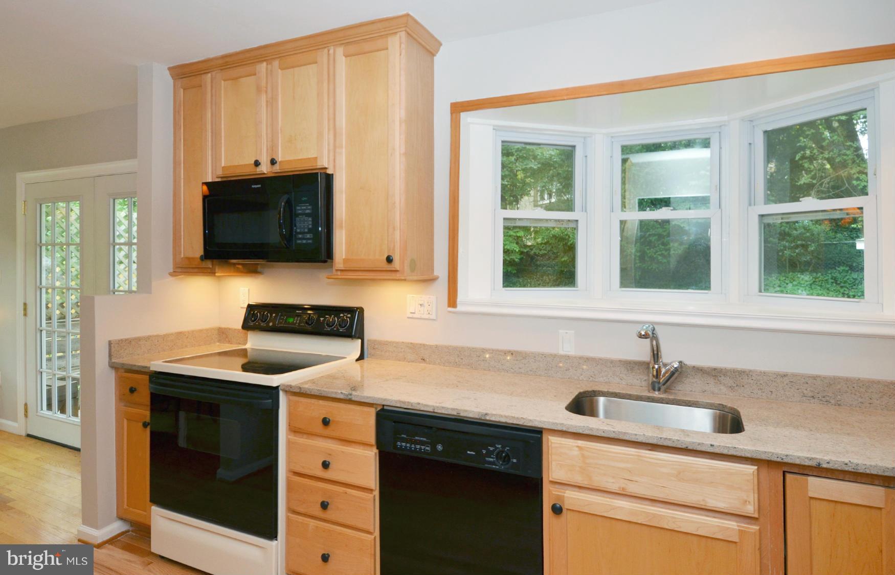6401 West Halbert Road Bethesda, MD 20817 - Photo 6 of 30 Kitchen