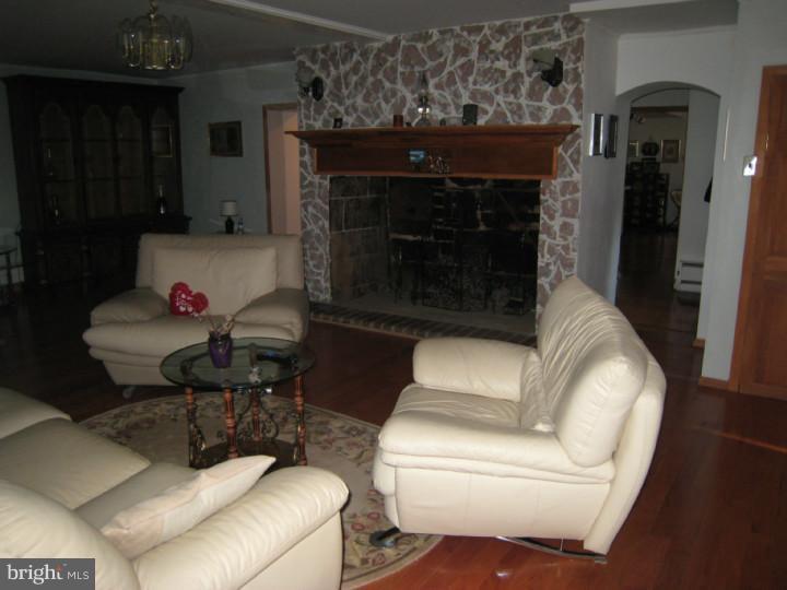50 Buck Road Huntingdon Valley, PA 19006 - Photo 3 of 23 Living Room