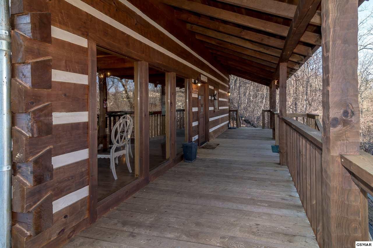 1910 Bluff Ridge Road, Unit AROOMWITHAVIEW Sevierville, TN 37876 - Photo 25 of 30 Gallery Image 25