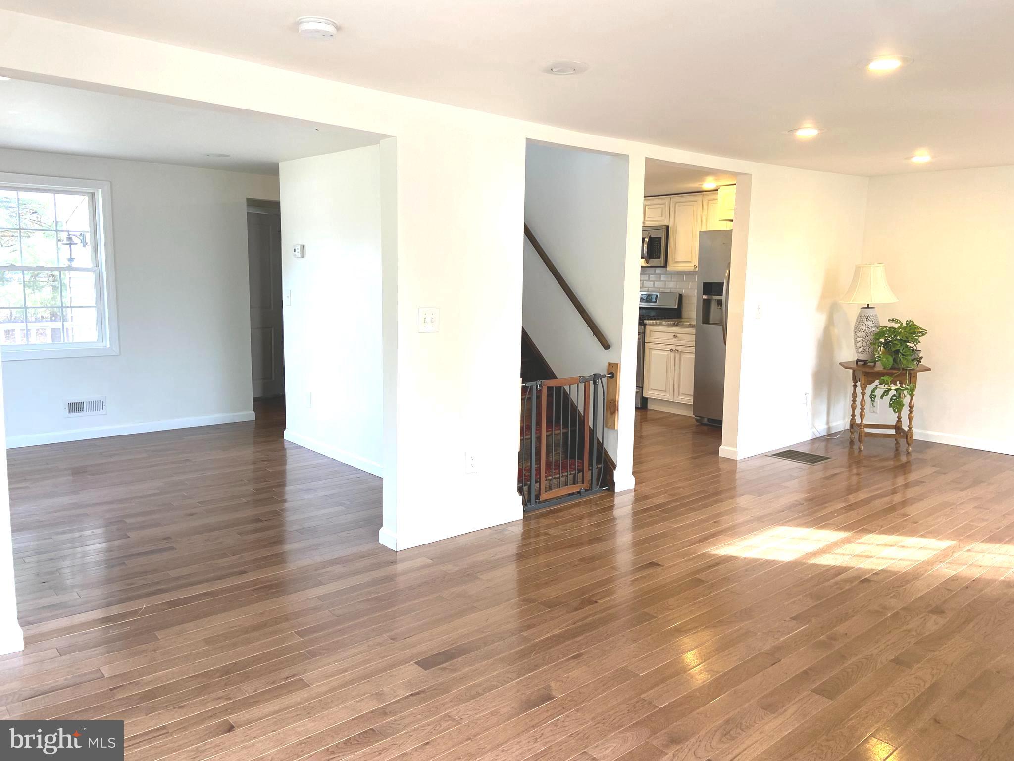 180 Clearview Avenue Hamilton, NJ 08619 - Photo 3 of 13