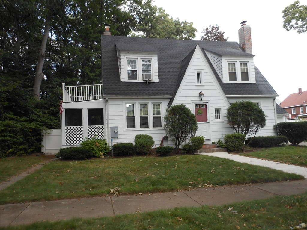 15 Colfax Street Springfield, MA 01104 - Photo 1 of 23 Gallery Image 1