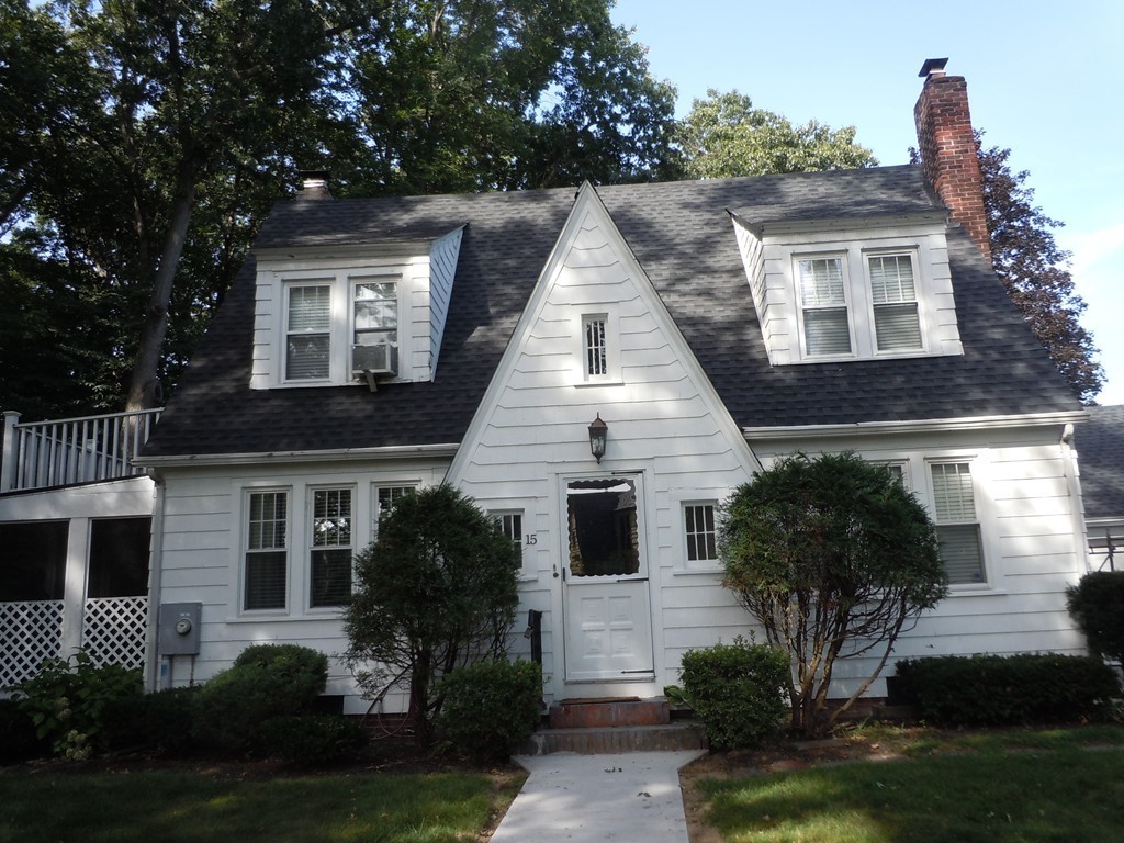 15 Colfax Street Springfield, MA 01104 - Photo 3 of 23 Gallery Image 3