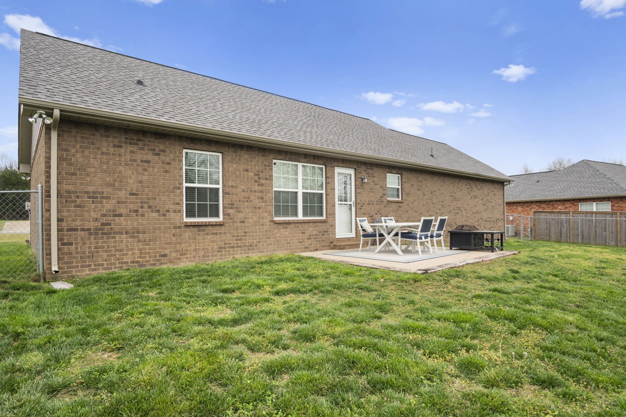 3306 Barretts Ridge Drive Murfreesboro, TN 37130 - Photo 5 of 24 a view of a house with backyard porch and sitting area