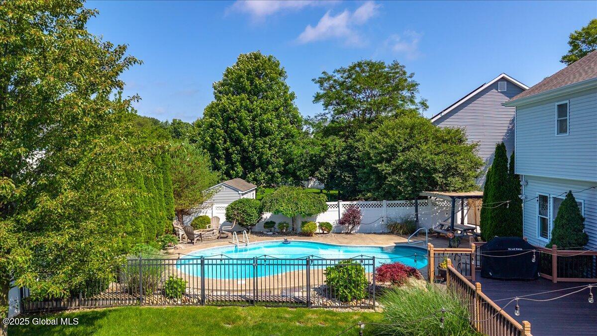 33 Milltowne Road Bethlehem, NY 12077 - Photo 48 of 69 65-33 Milltowne Rd-15