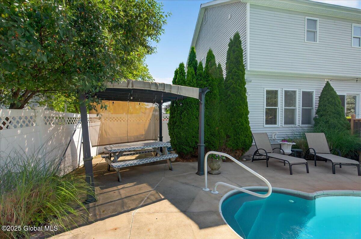 33 Milltowne Road Bethlehem, NY 12077 - Photo 53 of 69 46-33 MILLTOWN-46