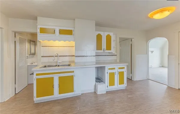 $1,300 | 1607 Burnet Avenue, Unit 3, Syracuse, NY 13206