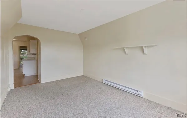 $1,300 | 1607 Burnet Avenue, Unit 3, Syracuse, NY 13206