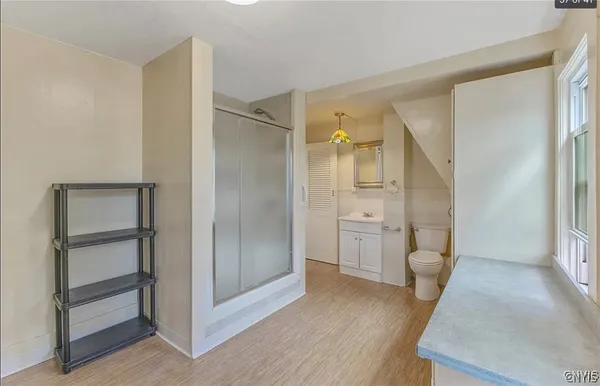 $1,300 | 1607 Burnet Avenue, Unit 3, Syracuse, NY 13206