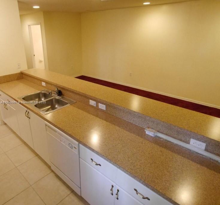 22911 Southwest 88th Place, Unit 521 Cutler Bay, FL 33190 - Photo 5 of 11