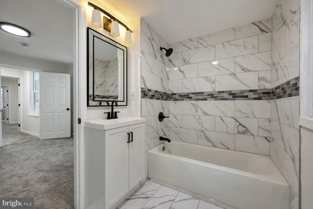 $199,000 | 402 South Eaton Street, Baltimore, MD 21224