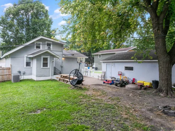 $215,000 | 1212 South Grove Avenue, Owatonna, MN 55060