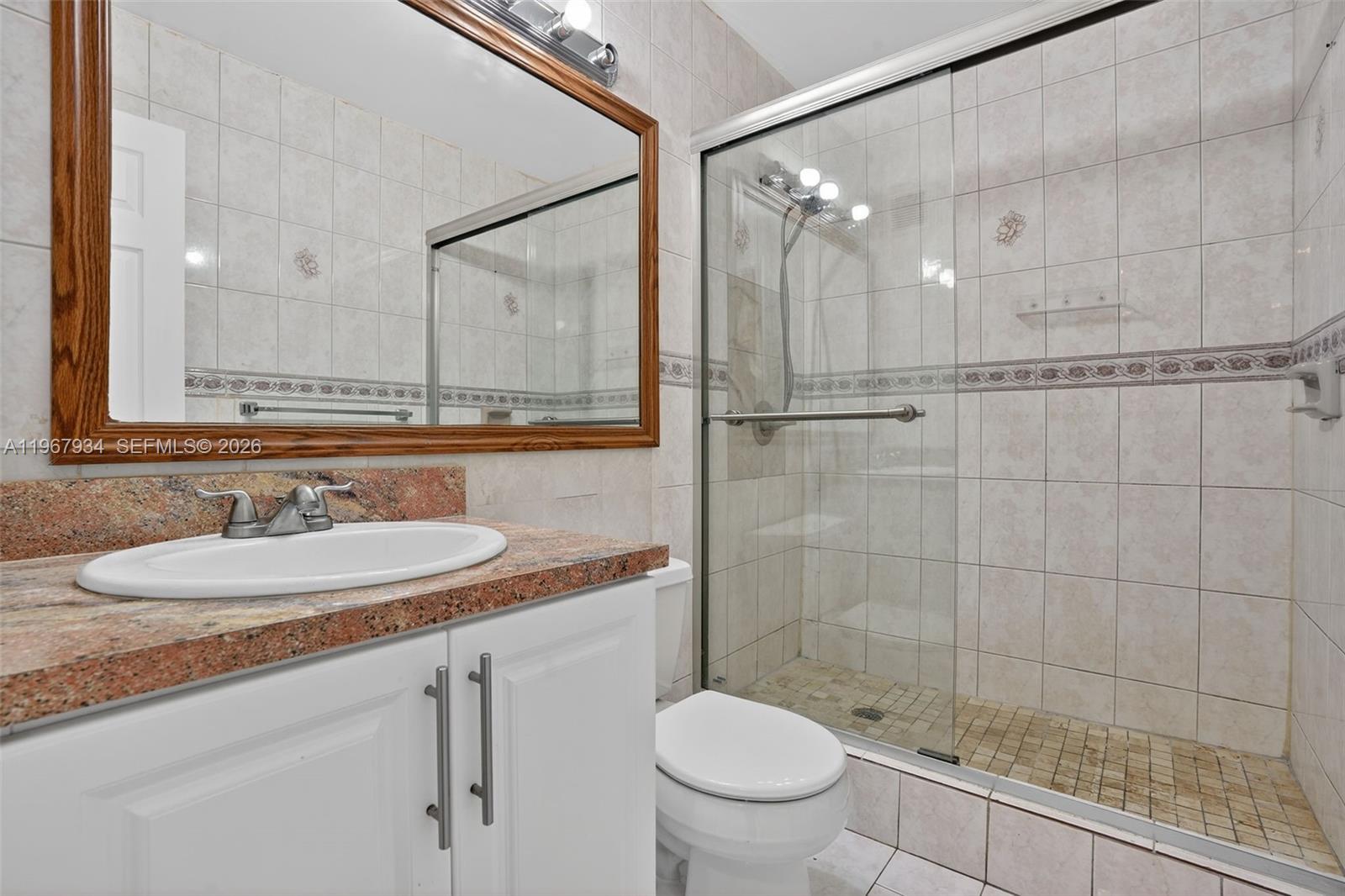 347 Ives Dairy Road, Unit E34704 Miami, FL 33179 - Photo 26 of 35