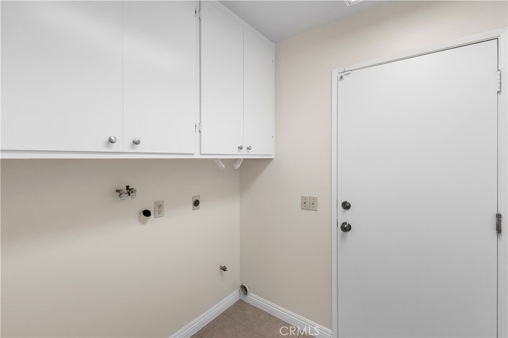 1157 West Orchard Street Rialto, CA 92376 - Photo 26 of 38 a view of an empty room