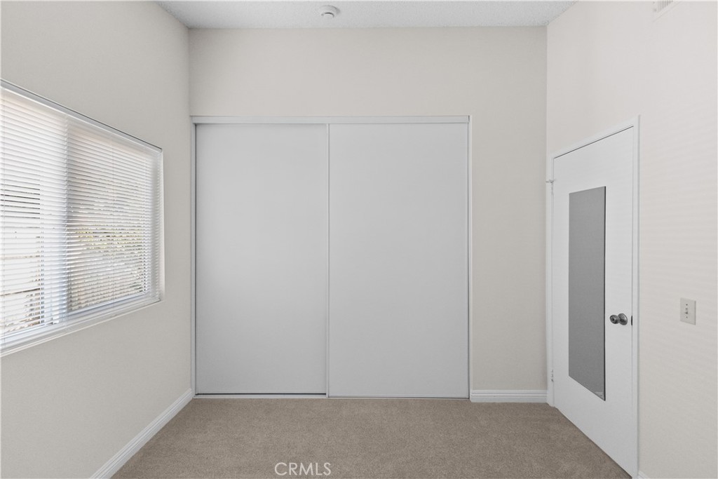 1157 West Orchard Street Rialto, CA 92376 - Photo 28 of 38 a view of small space