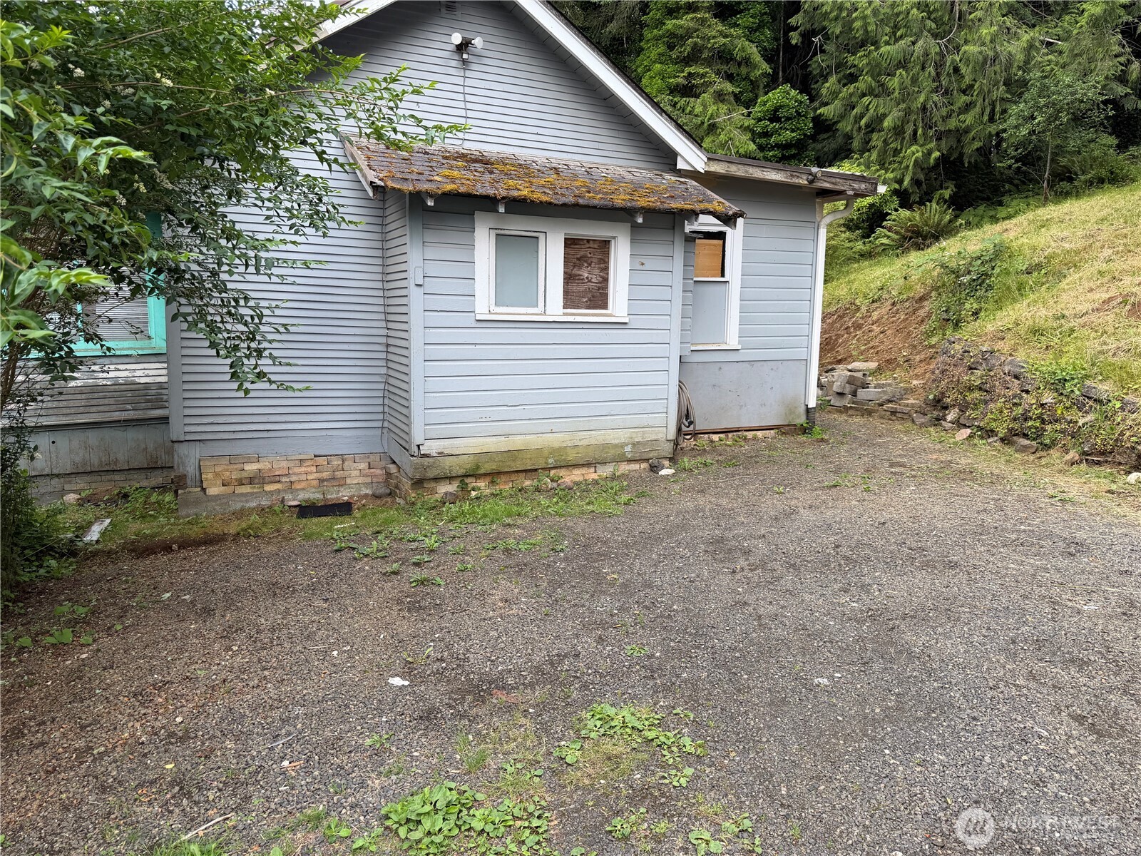 2833 Wishkah Road Aberdeen, WA 98520 - Photo 5 of 37