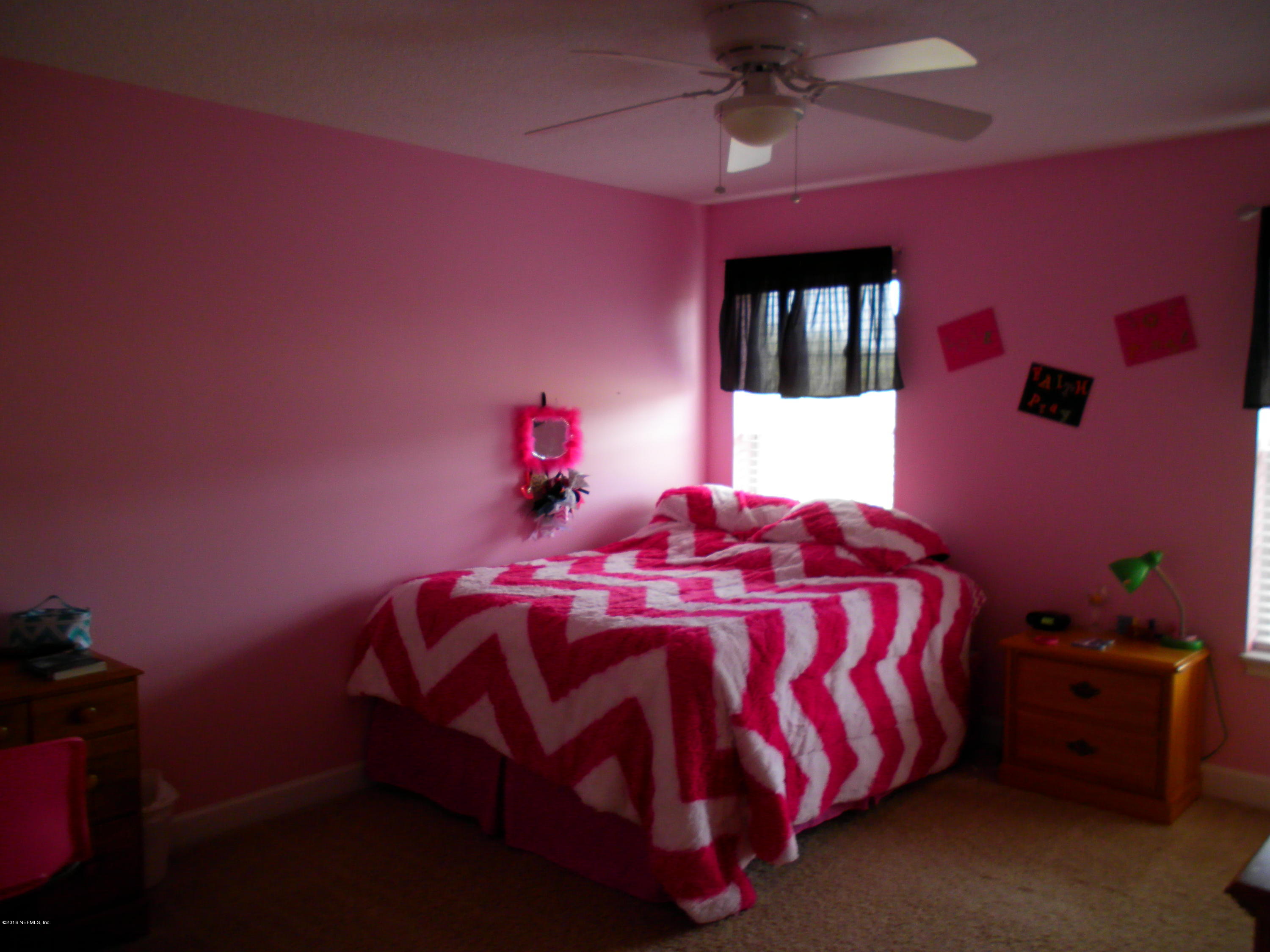 12082 Folsom Road Sanderson, FL 32087 - Photo 29 of 33 upstairs bedroom 2