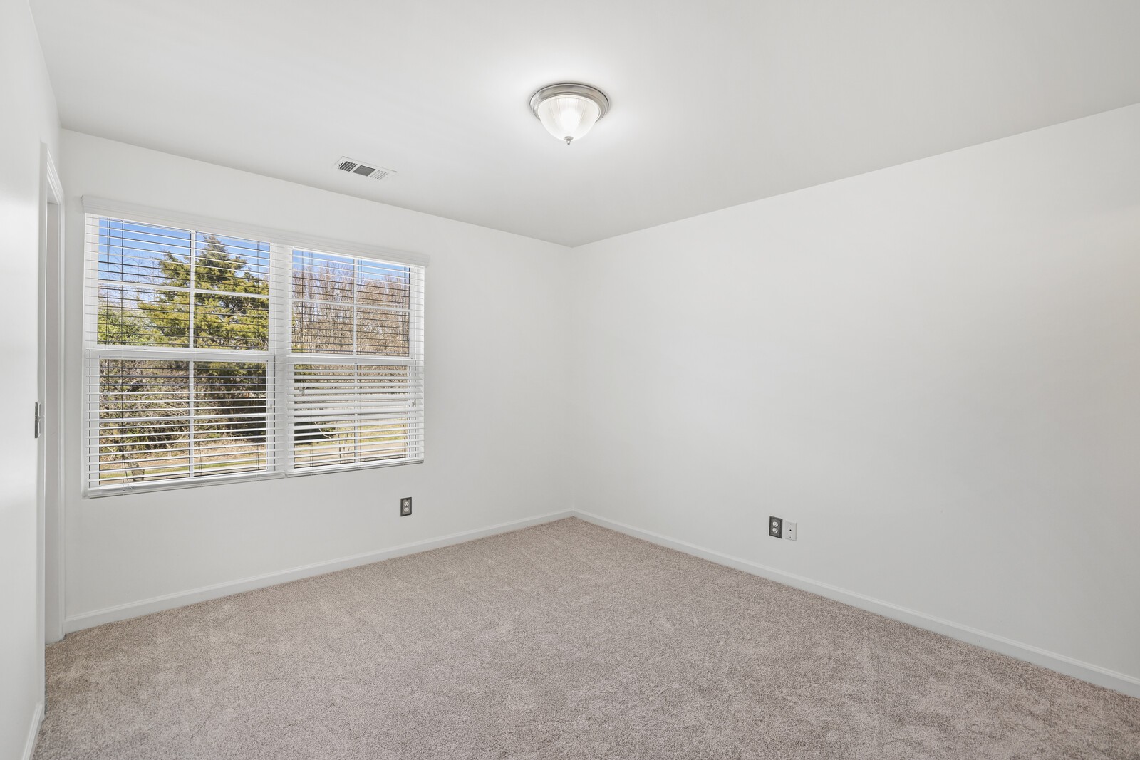 3946 Hoggett Ford Road Hermitage, TN 37076 - Photo 16 of 28 an empty room with a window