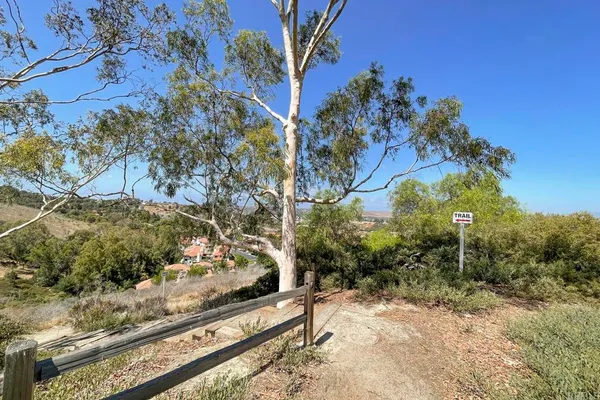 $3,700 | 4243 Arroyo Vista Way, Unit 330, Oceanside, CA 92057