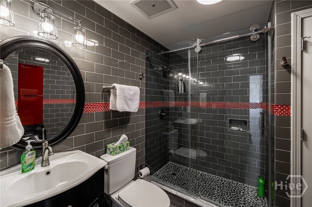 250 West Broad Street, Unit 620 Athens, GA 30601 - Photo 10 of 35